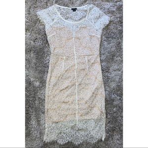 Fitted Laced Dress Size L